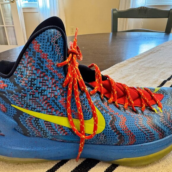 Nike KD 5 Christmas Basketball Shoe Zoom SZ 13 554988-401 KEVIN DURANT NERF 2012 - Picture 3 of 10